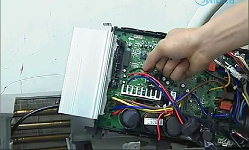 科尔沁右翼前美的空调电话是多少